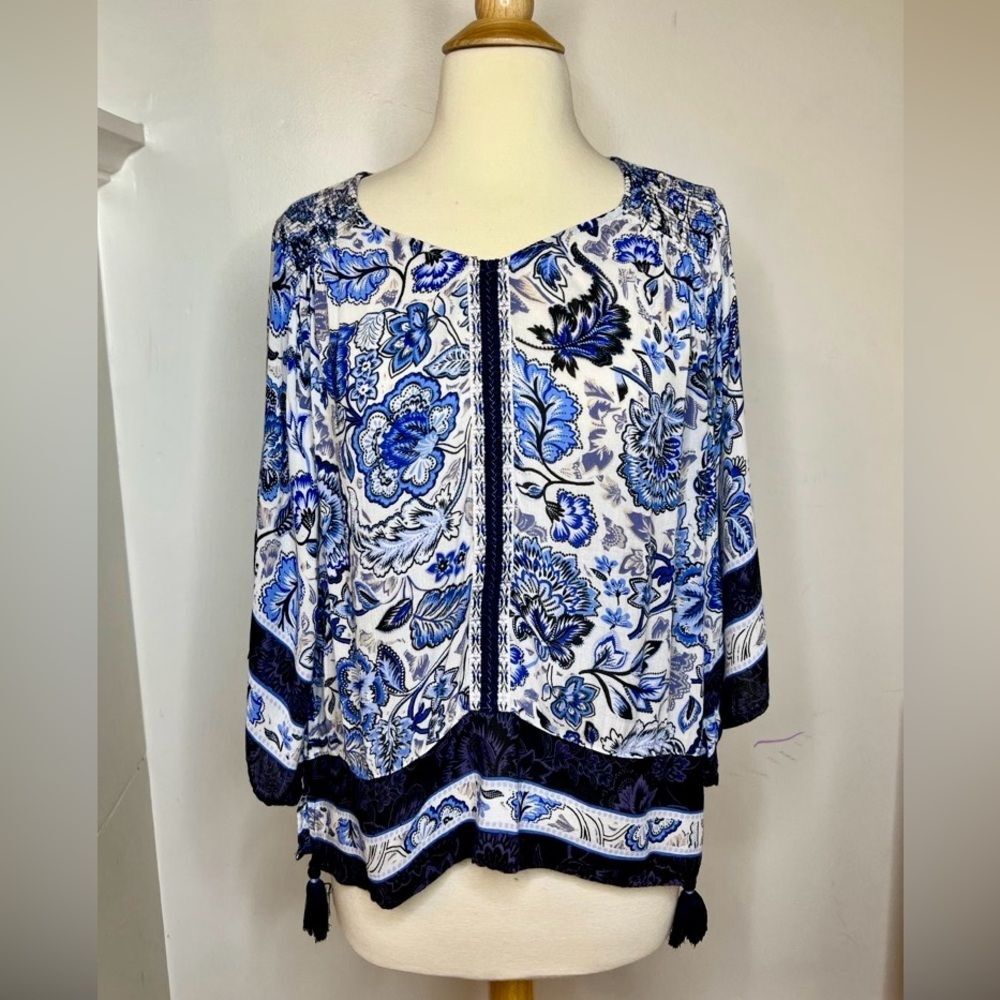 Democracy Floral Tassel Blouse‎